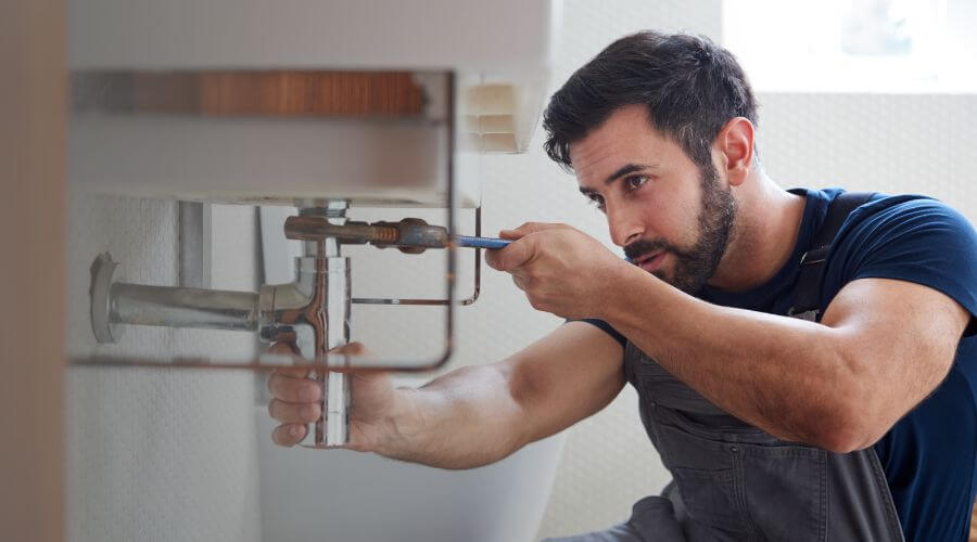Professional water heater installation services in Kellyville, OK